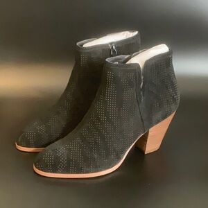 Violet and Red Jensen boot black